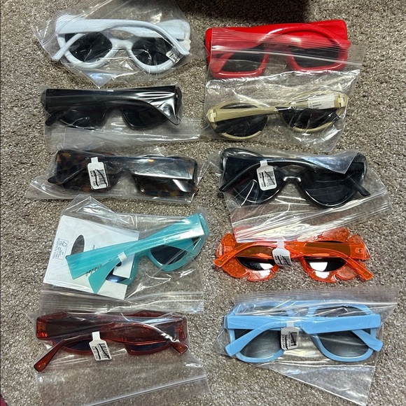Urban outfitters Women\'s Sunglasses Collection - some NWT lot of 10